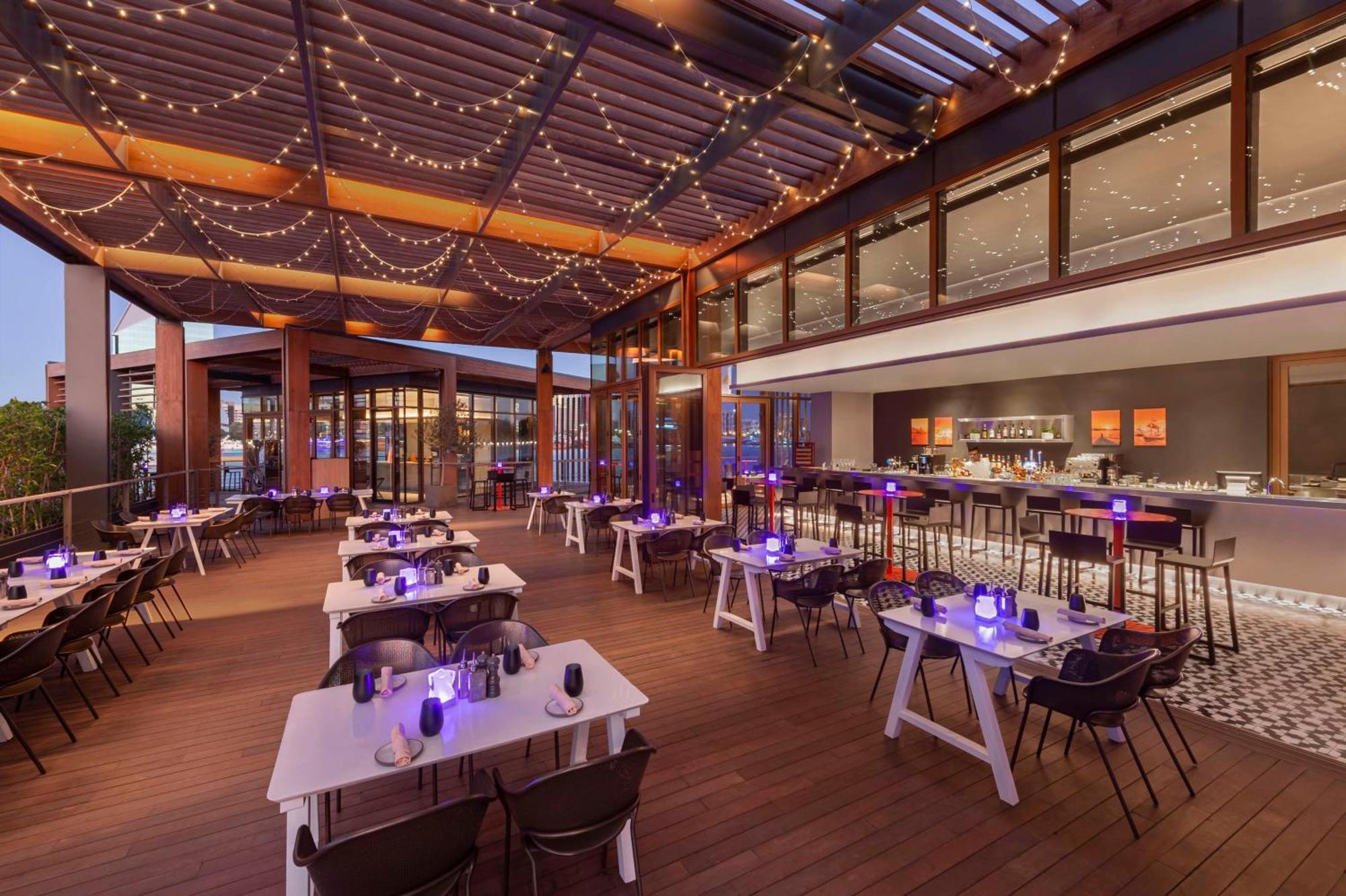 Canopy By Hilton Dubai Al Seef Esterno foto